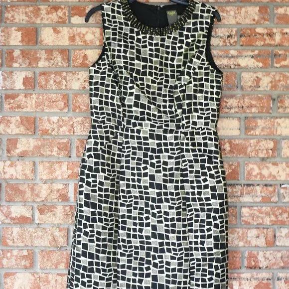 TAYLOR Dress - Picture 2 of 5